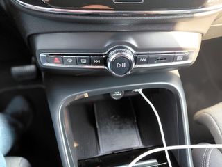 Volvo XC40 2022 XC40 PHEV T4 1500cc 211 hp PLUG-IN HYBRID-thumb-38