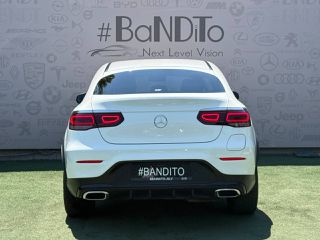 Mercedes-Benz GLC 300 2021 DE  / AMG Line / Night Packet / Πλήρες ιστορικό / Άριστο-thumb-5