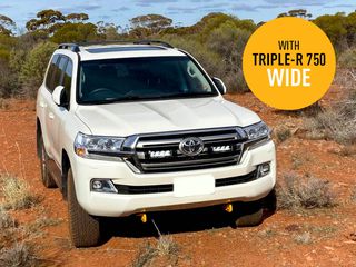 Σετ τοποθέτησης γρίλιας για Toyota Landcruiser 200 (2015-2021) με Triple-R 750 Wide 9240 Lumens - Lazerlamps