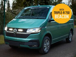Σέτ γρίλιας για VW Transporter T6.1 (2019+) με Triple-R 750 (Με Φώτα θέσης και Φάρο) 10800 Lumens - Lazerlamps