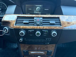 Bmw 530 2007 X Drive / Αυτόματο / Ηλιοροφή / HUD-thumb-17