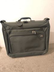 Βαλίτσα Samsonite για στολές, κουστούμια, φορέματα