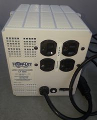 Tripp Lite LR1000 Σταθεροποιητής Τάσης-thumb-2