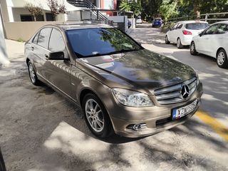 Mercedes-Benz C 200 2010 CGI ELEGANCE-thumb-4