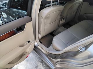 Mercedes-Benz C 200 2010 CGI ELEGANCE-thumb-8