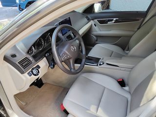 Mercedes-Benz C 200 2010 CGI ELEGANCE-thumb-11