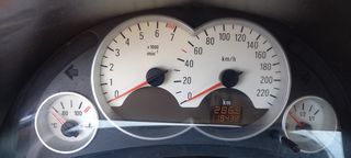 Opel Corsa 2003 SPORT-thumb-10