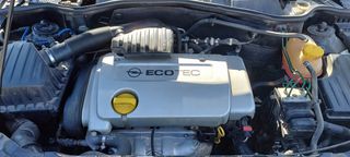 Opel Corsa 2003 SPORT-thumb-12