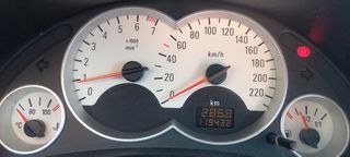 Opel Corsa 2003 SPORT-thumb-16