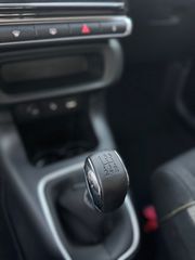 Citroen C3 2017 1.2 PURETECH SHINE CAMERA/CLIMA/NAVI-thumb-29