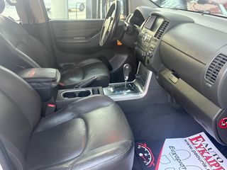 Nissan Navara 2012 V6 4X4-thumb-15