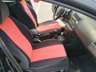 Citroen C4 2006 EXCLUSIVE-thumb-8