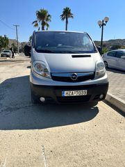 Opel Vivaro 2012