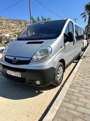 Opel Vivaro 2012-thumb-1