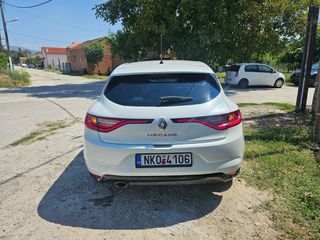 Renault Megane 2017 BOSE EDITION-thumb-3
