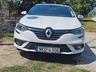Renault Megane 2017 BOSE EDITION-thumb-4