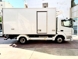 KIESLING ΘΑΛΑΜΟΣ ΜΕ THERMO KING T-600R ME ΠΛΑΙΝΗ ΚΑΙ ΧΩΡΙΣΜΑ-thumb-8