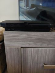 PS3 Slim Refurbished 180GB-thumb-2