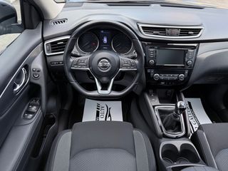 Nissan Qashqai 2019 QASHQAI 1.3 DIG-T 140 N-CONNECTA-thumb-31