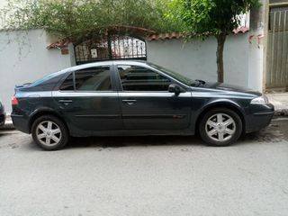 Renault Laguna 2004 1,8 DYNAMIC FULL EXTRA-thumb-3