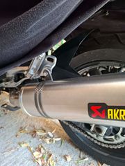 Akrapovic τελικά-thumb-3