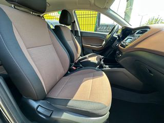 Hyundai i 20 2015 €2000 ΠΡΟΚΑΤΑΒΟΛΗ !! i20 1.1 CRDi YES !!-thumb-30