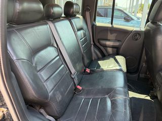 Jeep Cherokee 2004 2.5CRD 150HP DIESEL-thumb-12