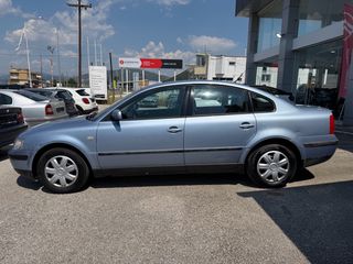 Volkswagen Passat 1999 1.6 COMFORTLINE-thumb-7