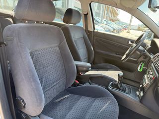 Volkswagen Passat 1999 1.6 COMFORTLINE-thumb-11