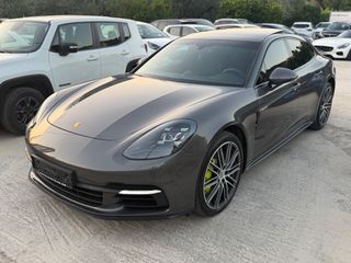 Porsche Panamera 2018 4 E-HYBRID-thumb-4