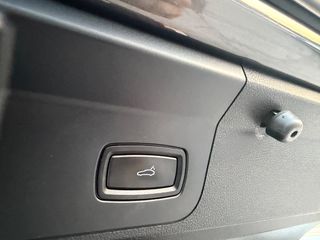 Porsche Panamera 2018 4 E-HYBRID-thumb-19