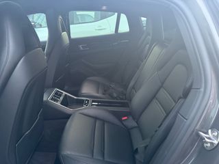 Porsche Panamera 2018 4 E-HYBRID-thumb-24