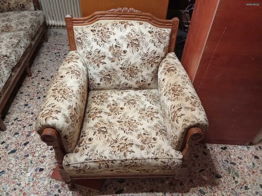 ΚΛΑΣΙΚΌ ΣΑΛΌΝΙ ΚΑΡΔΙΑΣ