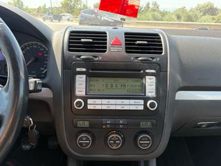 Volkswagen Golf 2004 1.4 TSI-thumb-5