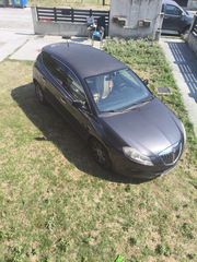 Lancia Delta 2009