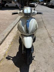 Piaggio Beverly 300i 2015-thumb-4
