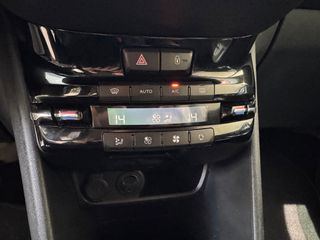 Peugeot 2008 2016 1.2 ALLURE 130 HP 6 ΤΑΧΥΤΟ NAVI LED-thumb-20