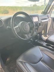 Jeep Wrangler 2018 SAHARA-thumb-9