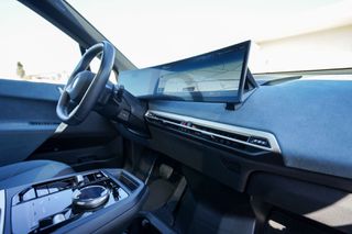 Bmw iX 2022 xDrive40 Sport SkyLounge-thumb-26