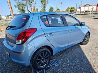 Hyundai i 20 2013 1200CC BENZINH //ΠΡΟΣΦΟΡΑ 1 ΧΕΡΙ Βιβλίο Service [103677 ΧΙΛ]-thumb-13