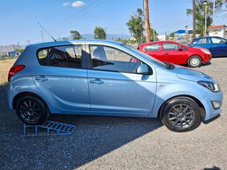 Hyundai i 20 2013 1200CC BENZINH //ΠΡΟΣΦΟΡΑ 1 ΧΕΡΙ Βιβλίο Service [103677 ΧΙΛ]-thumb-16