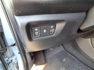 Hyundai i 20 2013 1200CC BENZINH //ΠΡΟΣΦΟΡΑ 1 ΧΕΡΙ Βιβλίο Service [103677 ΧΙΛ]-thumb-25