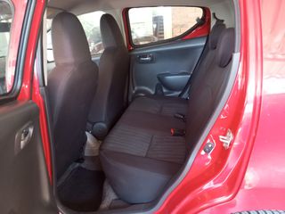 Nissan Pixo 2010-thumb-14