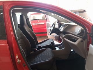 Nissan Pixo 2010-thumb-24