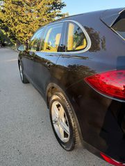 Porsche Cayenne 2012 DIESEL 3.0 TIPTRONIC FULL SERVICE BOOK-thumb-6