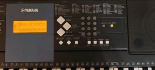 Yamaha PSR-E333-thumb-3