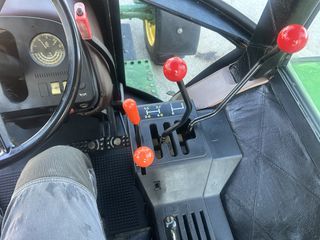 Τρακτέρ John Deere 1988 3350-thumb-14