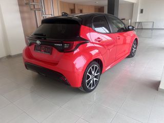 Toyota Yaris 2021 PREMIERE HYBRID PANORAMA JBL-thumb-11