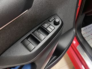 Toyota Yaris 2021 PREMIERE HYBRID PANORAMA JBL-thumb-28