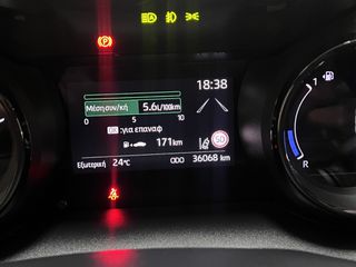 Toyota Yaris 2021 PREMIERE HYBRID PANORAMA JBL-thumb-16
